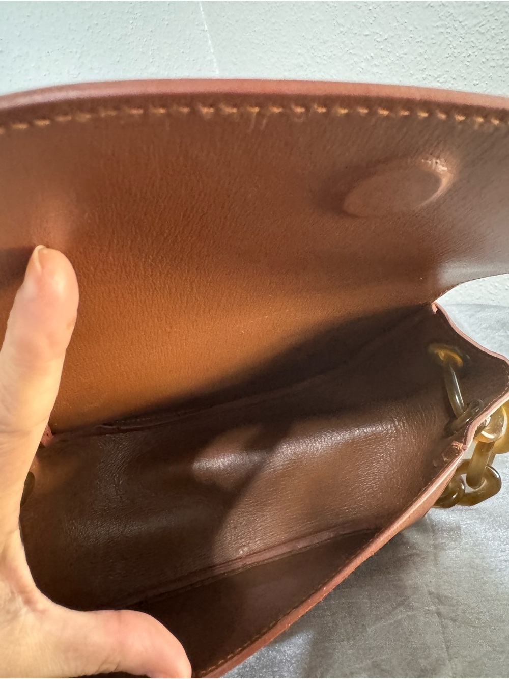 Simon Miller Chestnut Pebbled Leather Shoulder Bag with Tortoiseshell Chain - Picture 7 of 16